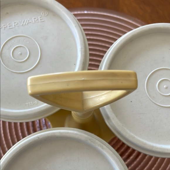 Tupperware Condiments Containers Set Vintage - Picture 2 of 9